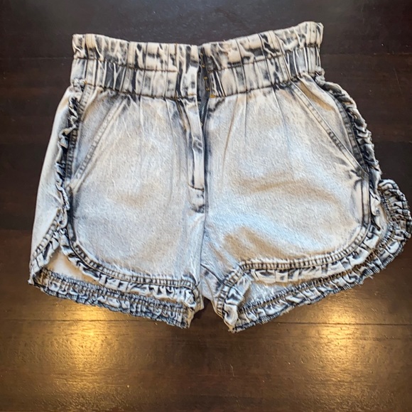 Sea Dax Acid Wash Denim Ruffle Short 